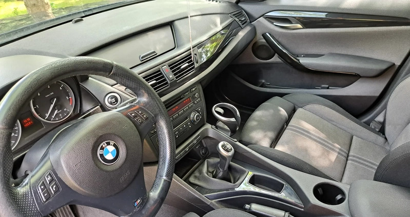 BMW X1 cena 33500 przebieg: 265000, rok produkcji 2011 z Koszalin małe 79